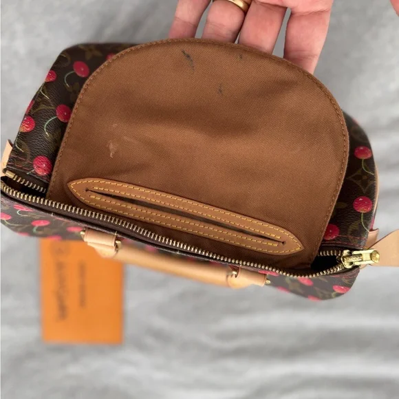 Spa Fresh 2005 Louis Vuitton Monogram Cherry Speedy 25 - Picture 14 of 16